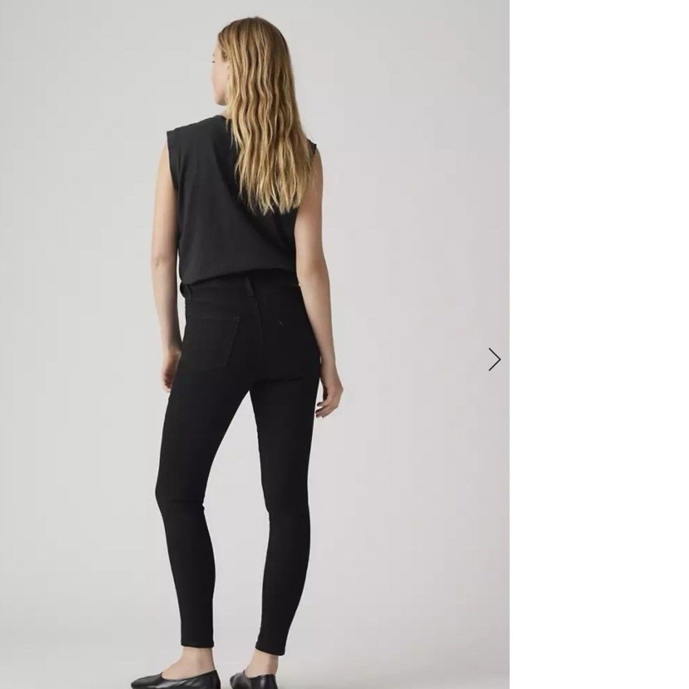 Levi's Premium 721 High Rise Skinny Jeans capital "E" lettering Black Tab Sz 27